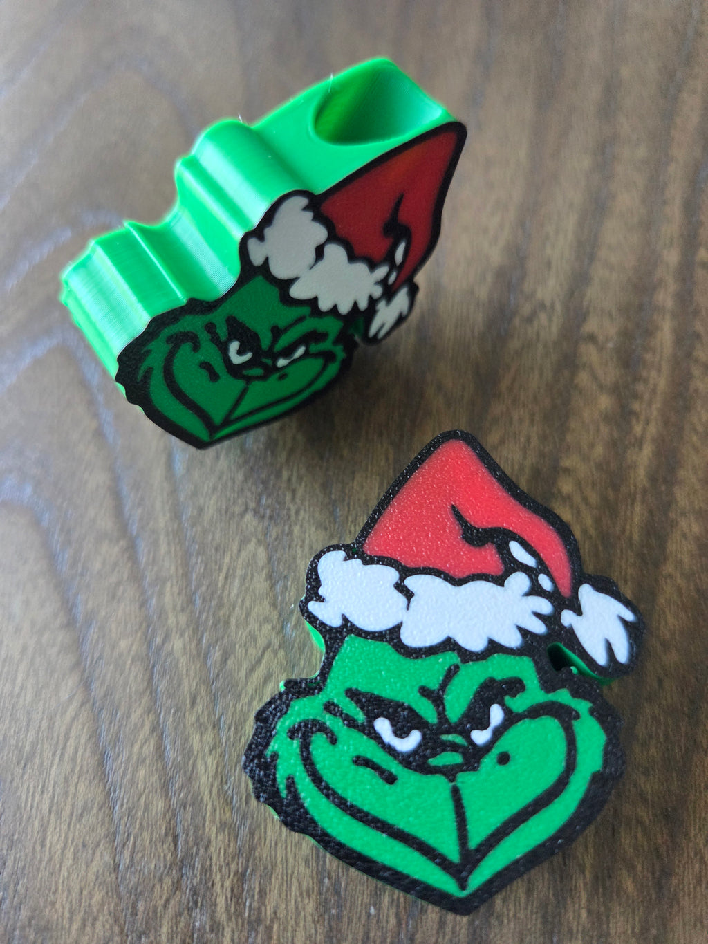 Grinch's Straw Topper
