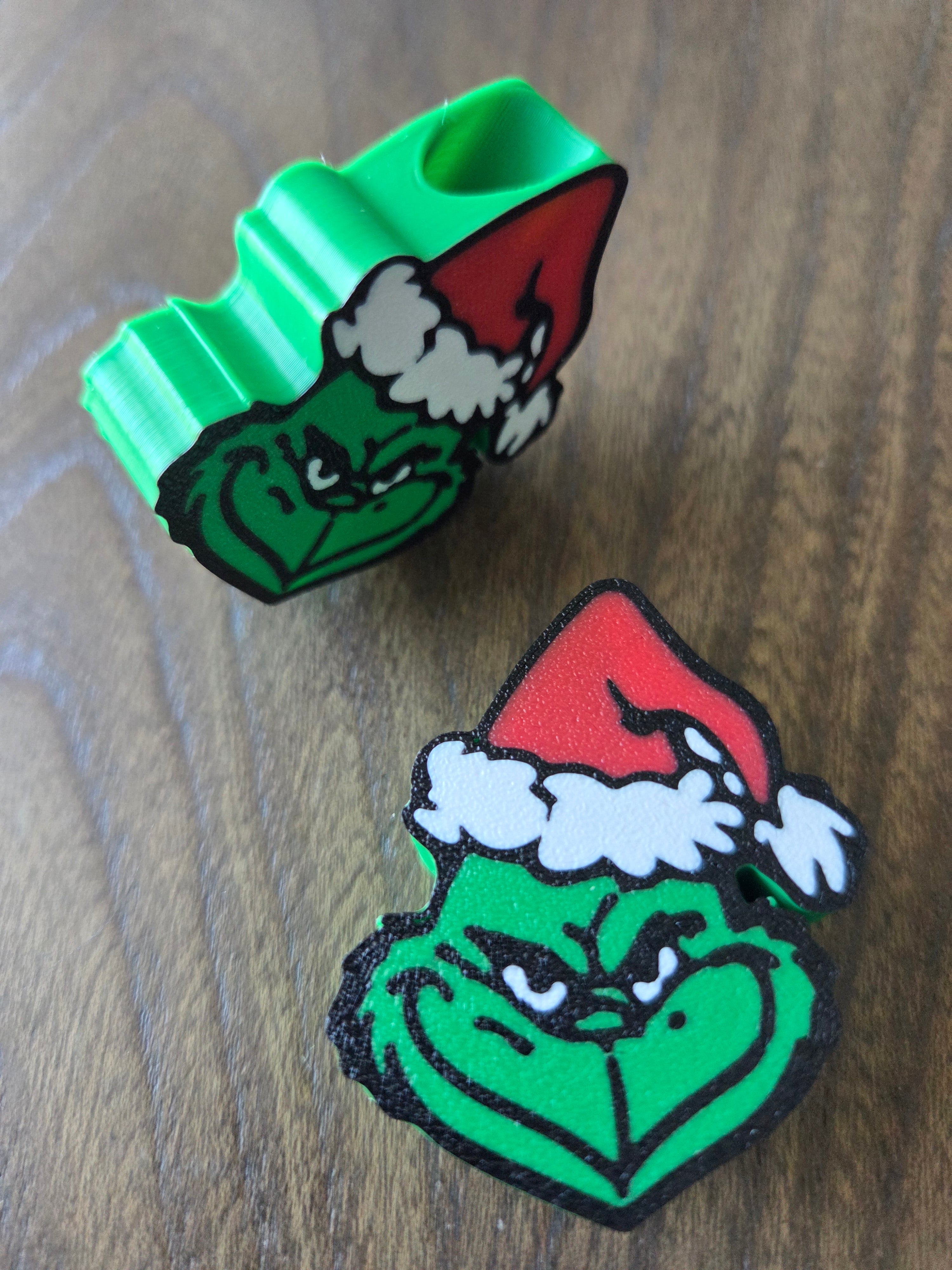 Grinch's Straw Topper