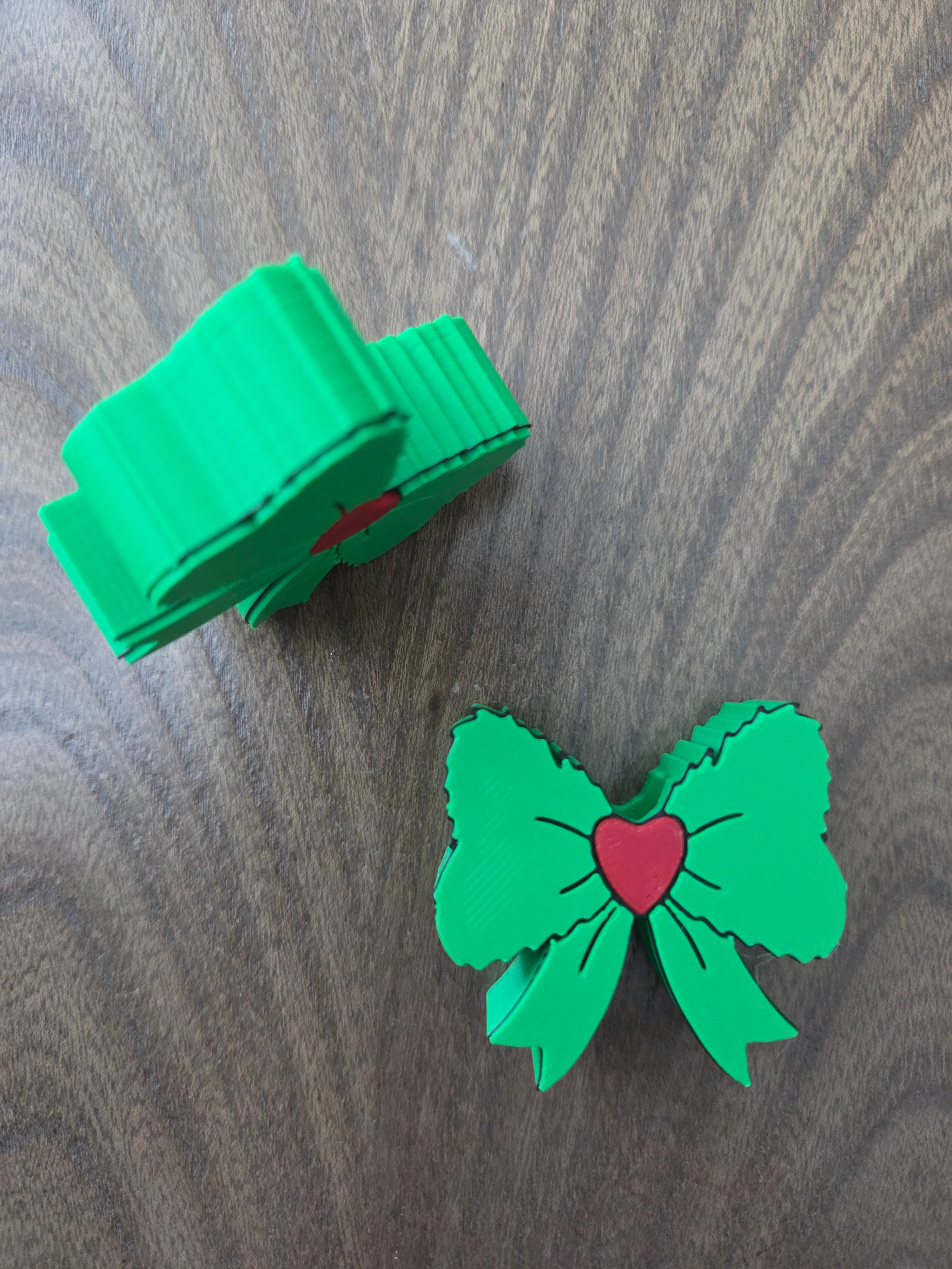 Grinch's Straw Topper