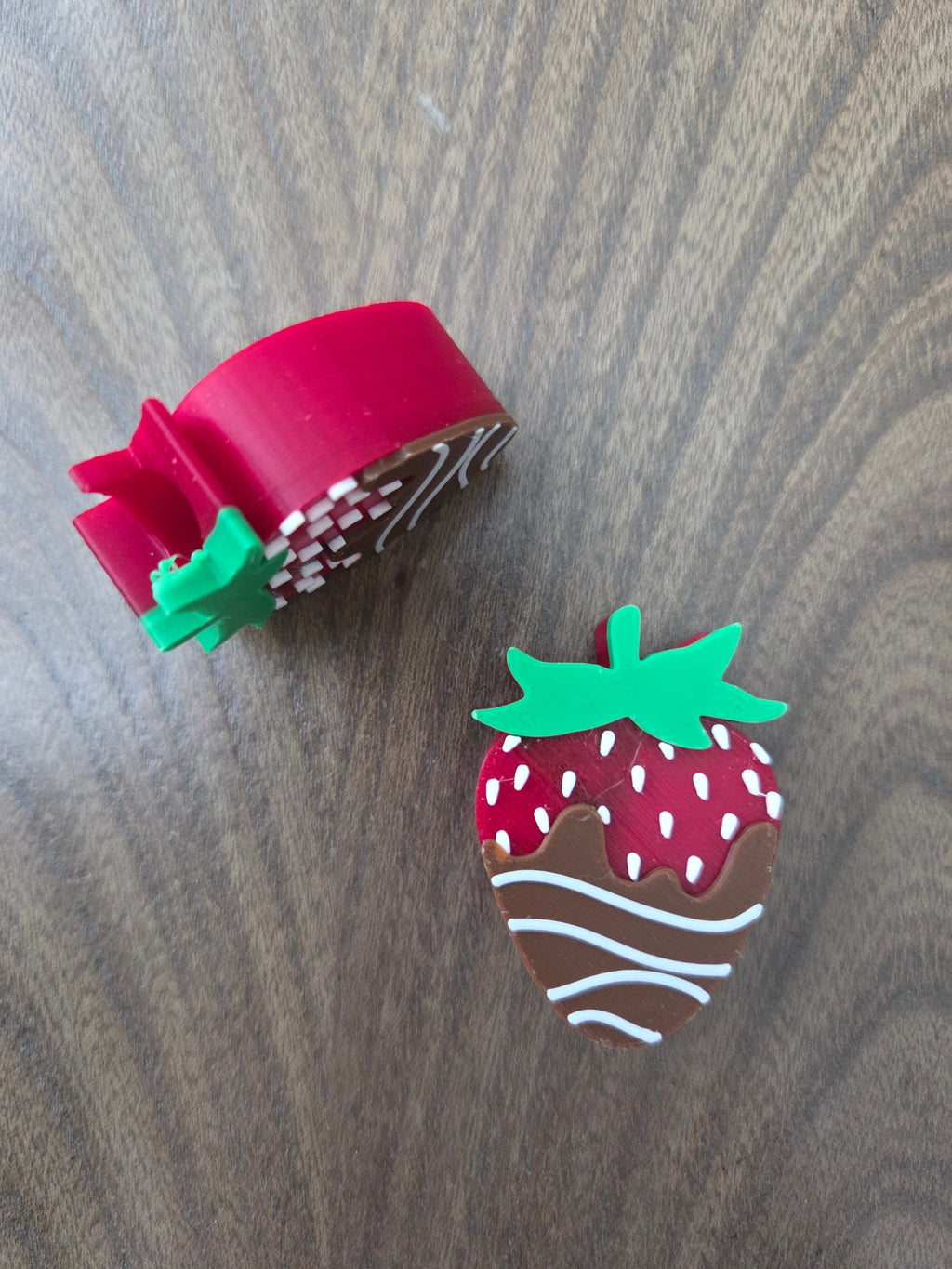 Strawberry Straw Topper