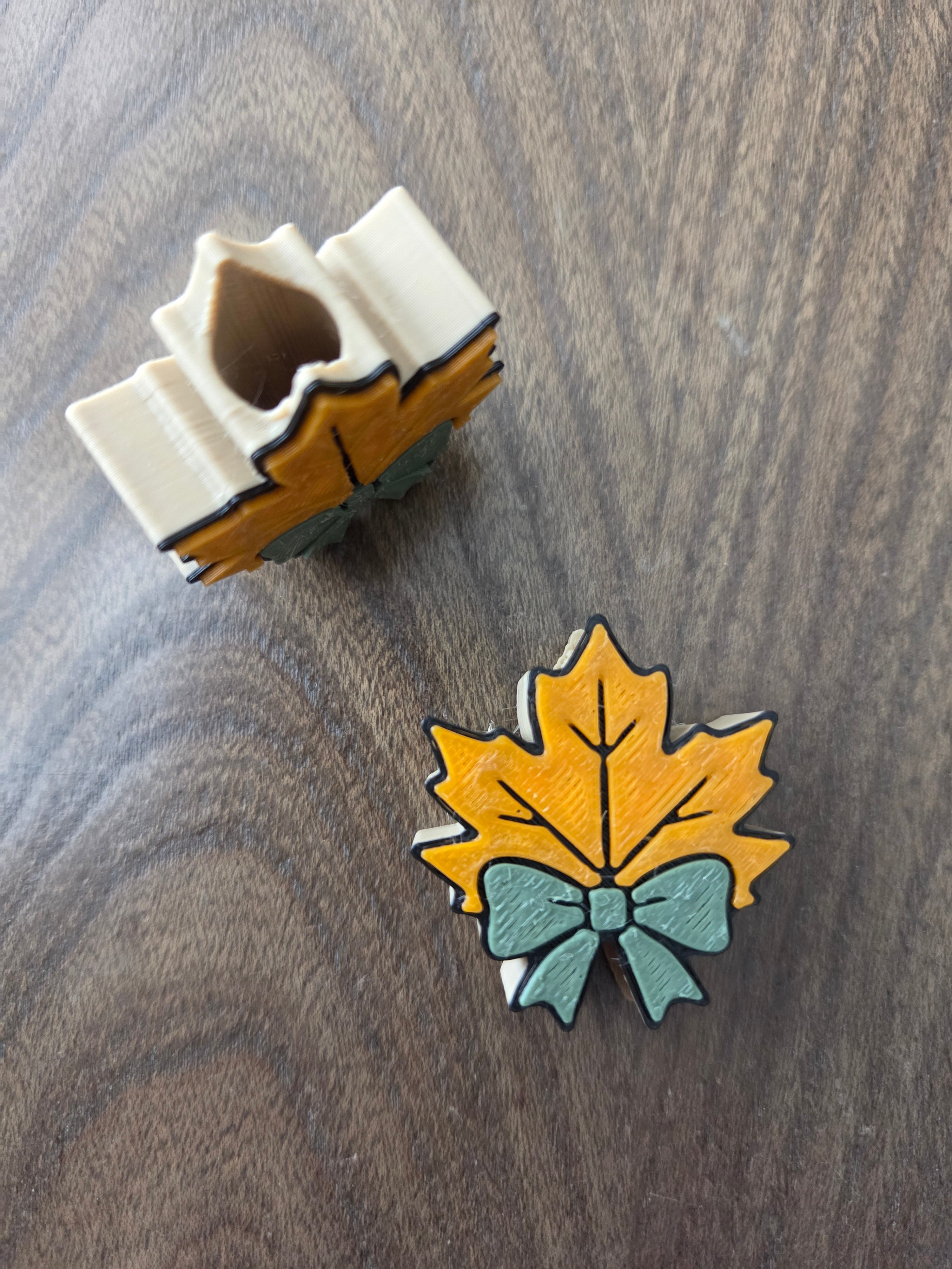Autumn Leaves Topper